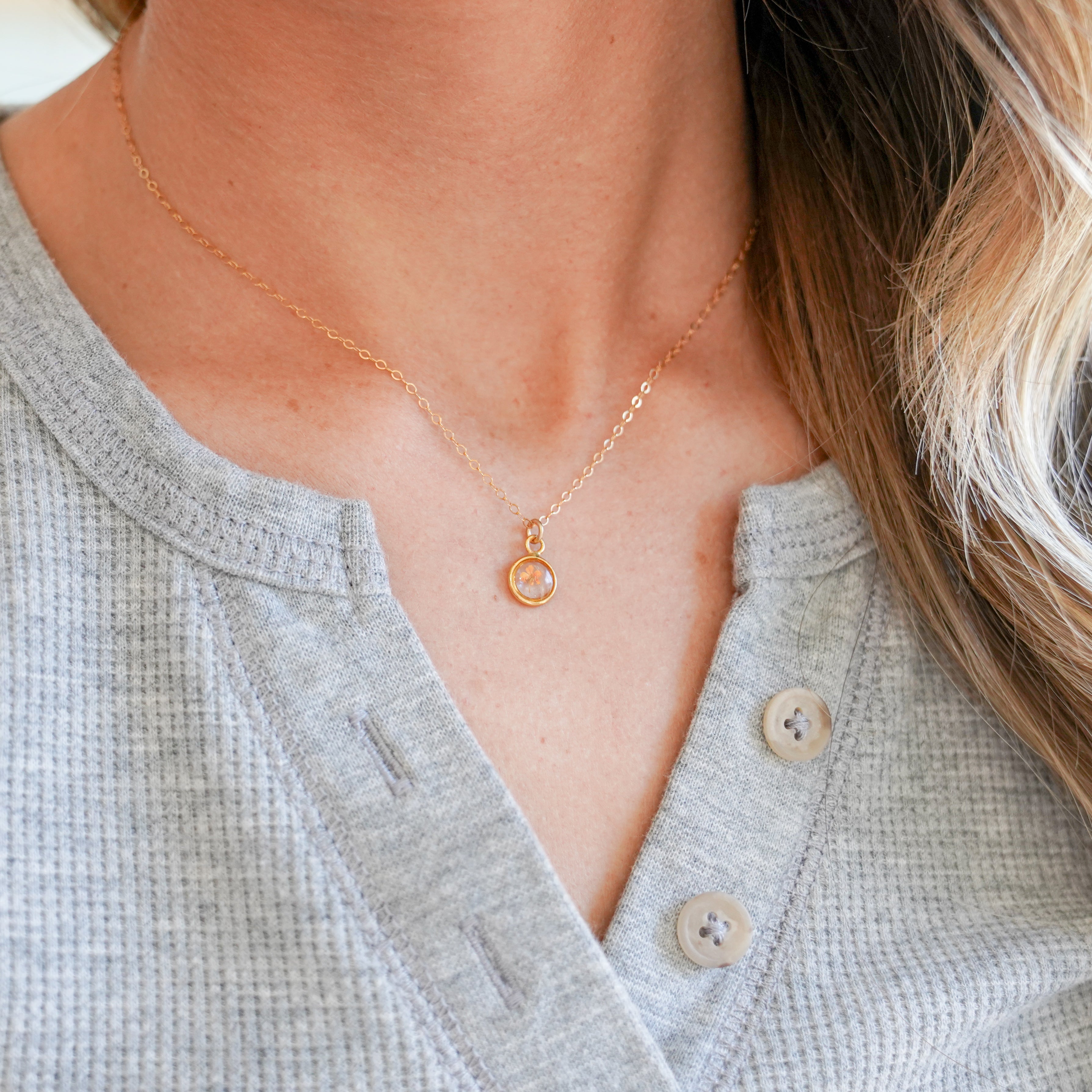 Birth Flower Mini Necklace